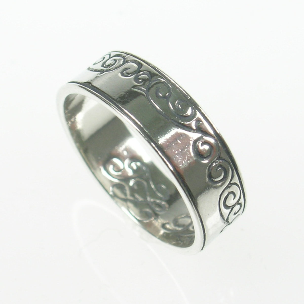 Prsteň RING 112.